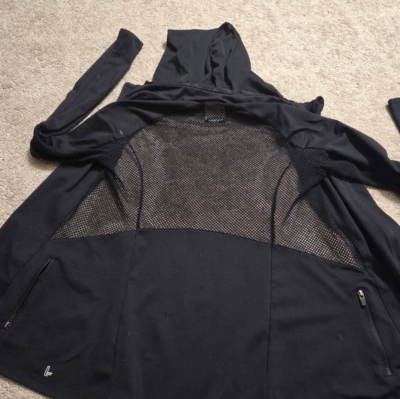 Fabletics By Demi Lovato Mari Jacket Size Small - Picture 4 of 4